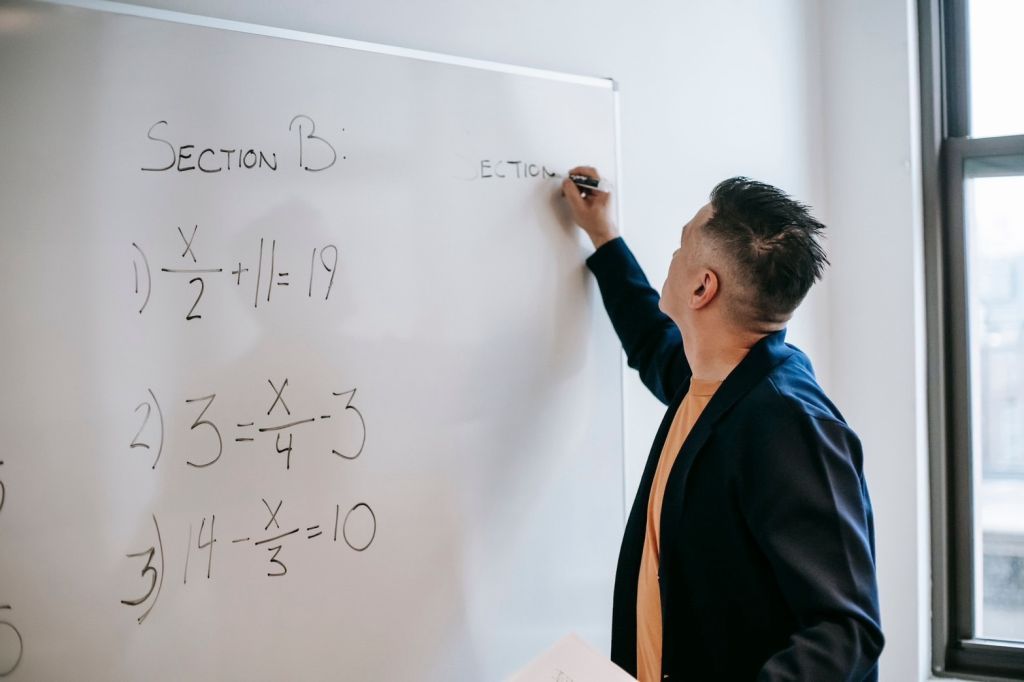 高中數學A 高中數學B 短期文理小班制補習衝刺班國中文數學數學地理歷史公民化學物理